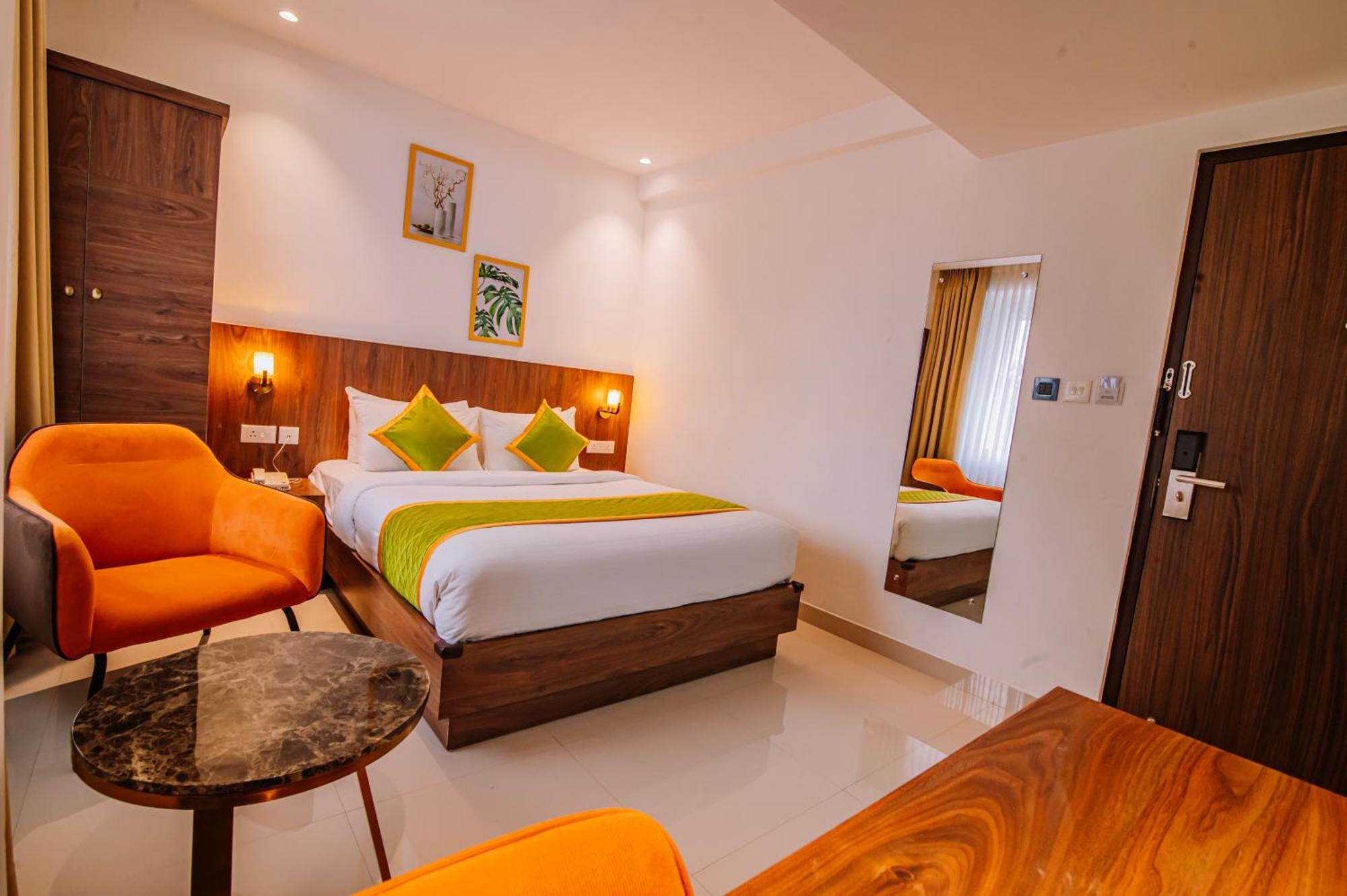 Hotel Seven Lights Kochi Exterior foto