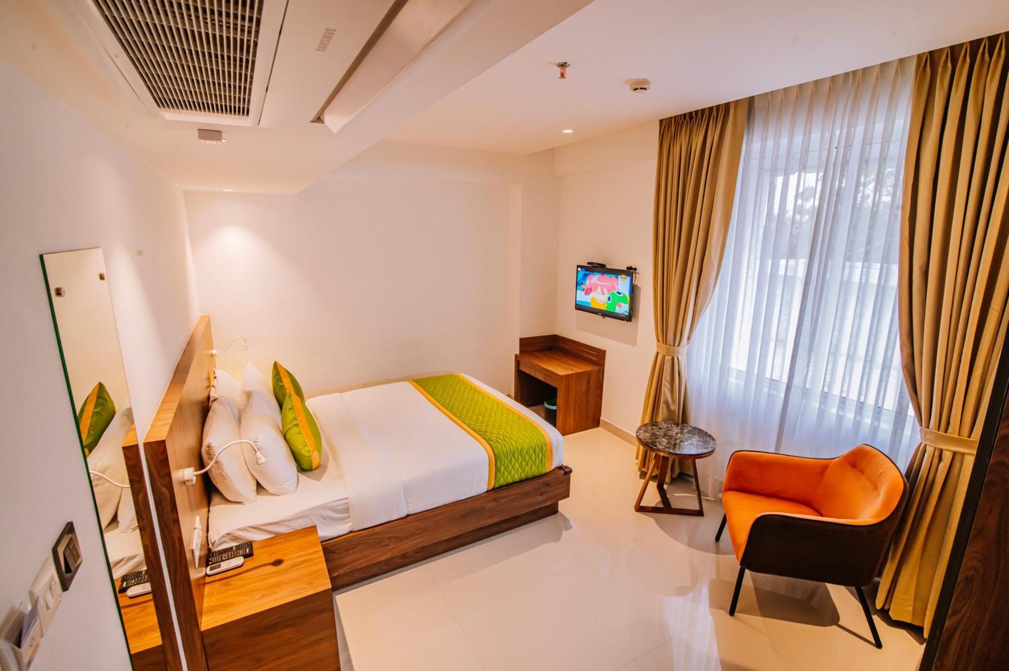 Hotel Seven Lights Kochi Exterior foto